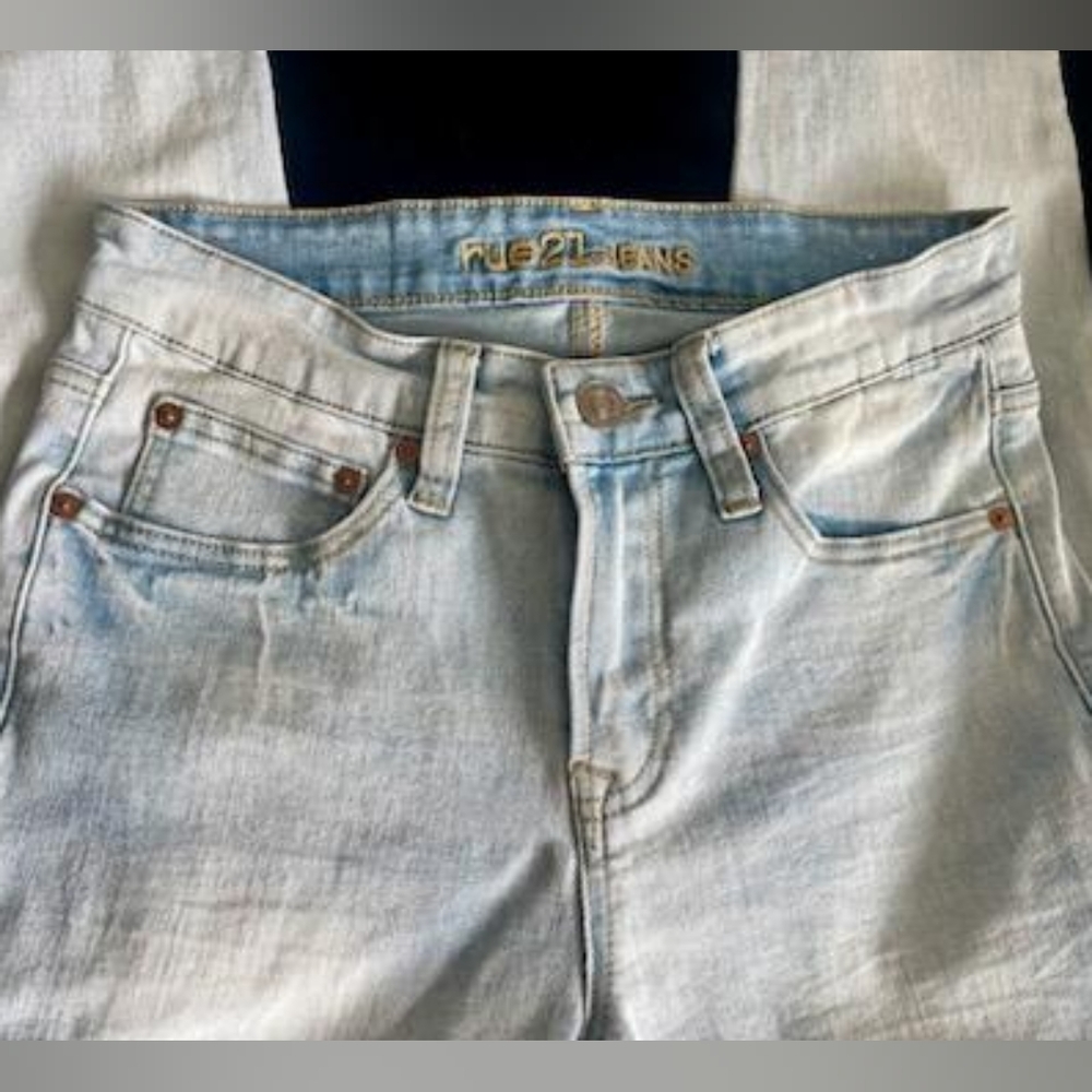 Rue21 Super Skinny Jeans Size 28/30